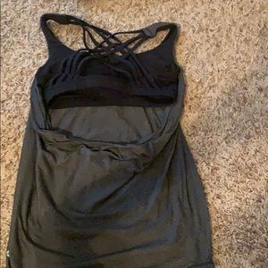 Lululemon top